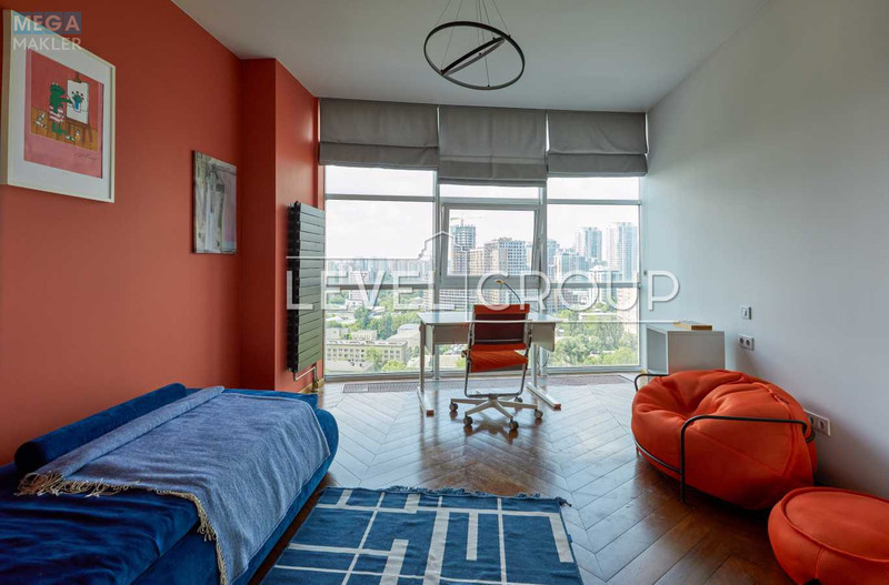 Продаж 3 кімнатної квартири (159/66/44), 8 пов. 14 пов. будинку, <a class="location-link" href="/kiev/" title="Недвижимость Київ">Київ</a>, <a class="location-link" href="/kiev/pecherskij/" title="Недвижимость Печерський район">Печерський р-н</a>, Зверинецкая ул., 59 (изображение 6)