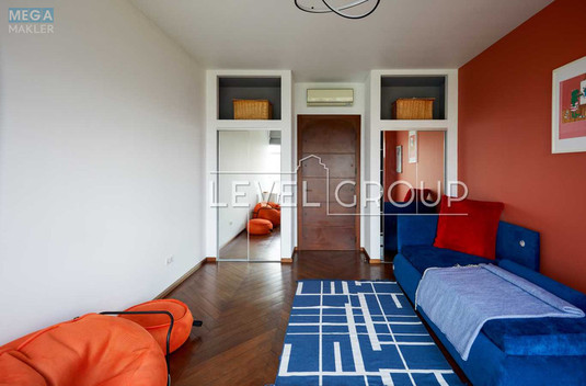 Продаж 3 кімнатної квартири (159/66/44), 8 пов. 14 пов. будинку, <a class="location-link" href="/kiev/" title="Недвижимость Київ">Київ</a>, <a class="location-link" href="/kiev/pecherskij/" title="Недвижимость Печерський район">Печерський р-н</a>, Зверинецкая ул., 59 (изображение 7)