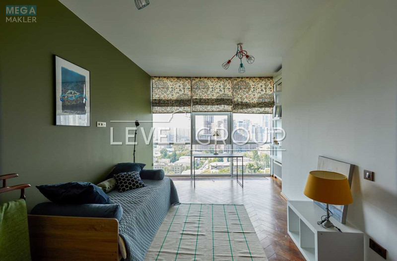 Продаж 3 кімнатної квартири (159/66/44), 8 пов. 14 пов. будинку, <a class="location-link" href="/kiev/" title="Недвижимость Київ">Київ</a>, <a class="location-link" href="/kiev/pecherskij/" title="Недвижимость Печерський район">Печерський р-н</a>, Зверинецкая ул., 59 (изображение 10)