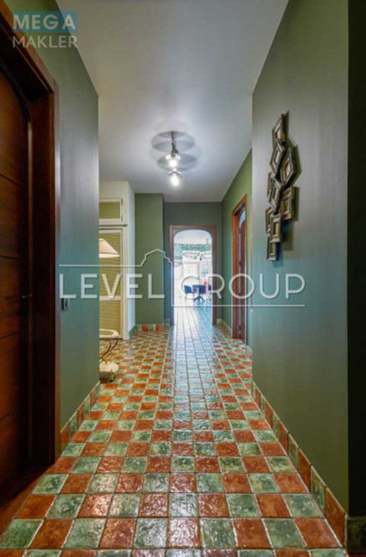 Продаж 3 кімнатної квартири (159/66/44), 8 пов. 14 пов. будинку, <a class="location-link" href="/kiev/" title="Недвижимость Київ">Київ</a>, <a class="location-link" href="/kiev/pecherskij/" title="Недвижимость Печерський район">Печерський р-н</a>, Зверинецкая ул., 59 (изображение 12)