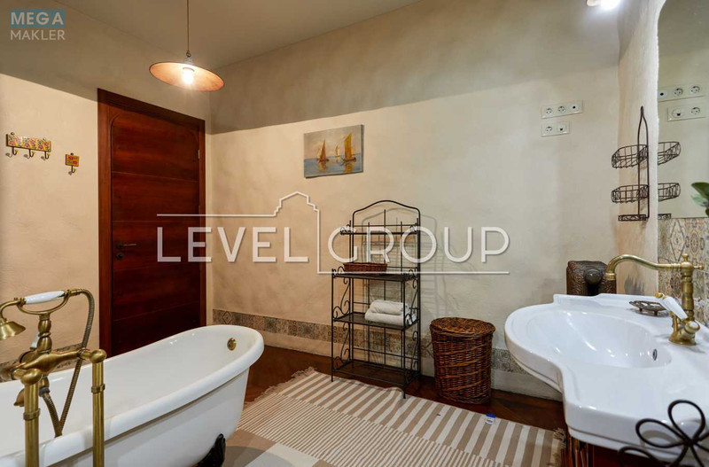 Продаж 3 кімнатної квартири (159/66/44), 8 пов. 14 пов. будинку, <a class="location-link" href="/kiev/" title="Недвижимость Київ">Київ</a>, <a class="location-link" href="/kiev/pecherskij/" title="Недвижимость Печерський район">Печерський р-н</a>, Зверинецкая ул., 59 (изображение 15)