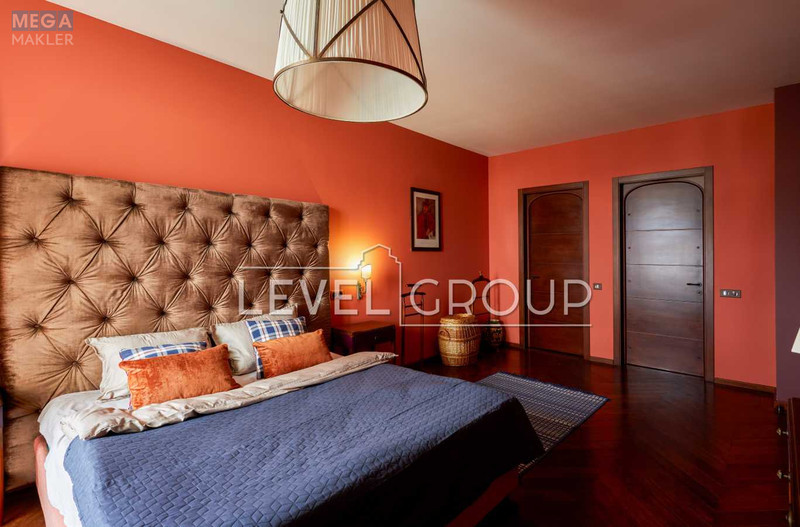 Продаж 3 кімнатної квартири (159/66/44), 8 пов. 14 пов. будинку, <a class="location-link" href="/kiev/" title="Недвижимость Київ">Київ</a>, <a class="location-link" href="/kiev/pecherskij/" title="Недвижимость Печерський район">Печерський р-н</a>, Зверинецкая ул., 59 (изображение 17)