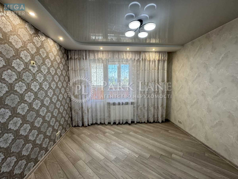 Продаж 3 кімнатної квартири (96/48/18), 11 пов. 25 пов. будинку, <a class="location-link" href="/kiev/" title="Недвижимость Київ">Київ</a>, <a class="location-link" href="/kiev/goloseevskij/" title="Недвижимость Голосіївський район">Голосіївський р-н</a>, Ясиноватский пер., 11 (изображение 5)