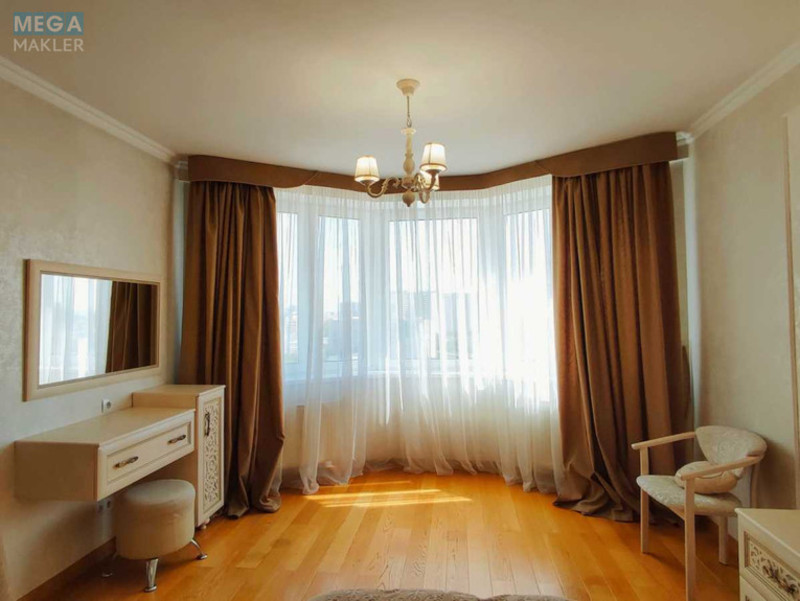 Оренда 3 кімнатної квартири, <a class="location-link" href="/kiev/" title="Недвижимость Київ">Київ</a>, <a class="location-link" href="/kiev/solomenskij/" title="Недвижимость Солом'янський район">Солом'янський р-н</a>, Николая Голего ул., 7в (изображение 7)