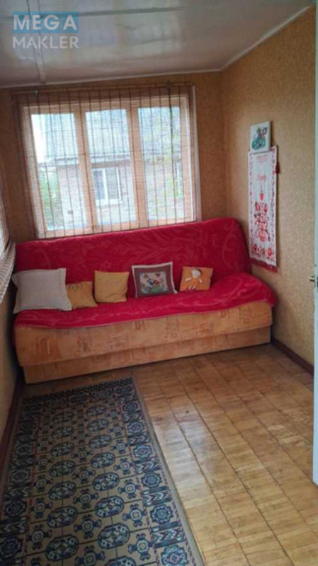 Продаж дома, 2 поверху, 57 кв.м, 3 кімнати, ділянка 5 соток, <a class="location-link" href="/kiev/" title="Недвижимость Київ">Київ</a>, <a class="location-link" href="/kiev/obolonskij/" title="Недвижимость Оболонський район">Оболонський р-н</a>, Богатырская ул. (изображение 9)