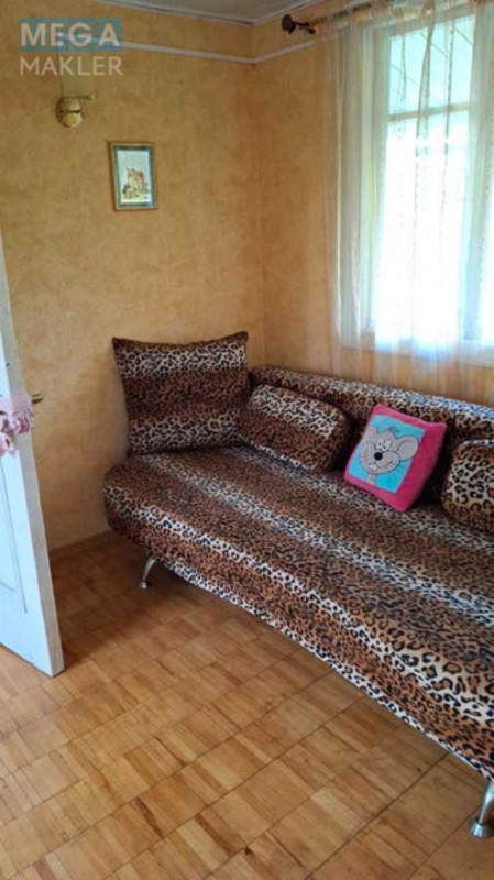 Продаж дома, 2 поверху, 57 кв.м, 3 кімнати, ділянка 5 соток, <a class="location-link" href="/kiev/" title="Недвижимость Київ">Київ</a>, <a class="location-link" href="/kiev/obolonskij/" title="Недвижимость Оболонський район">Оболонський р-н</a>, Богатырская ул. (изображение 11)