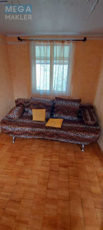 Продаж дома, 2 поверху, 57 кв.м, 3 кімнати, ділянка 5 соток, <a class="location-link" href="/kiev/" title="Недвижимость Київ">Київ</a>, <a class="location-link" href="/kiev/obolonskij/" title="Недвижимость Оболонський район">Оболонський р-н</a>, Богатырская ул. (изображение 12)