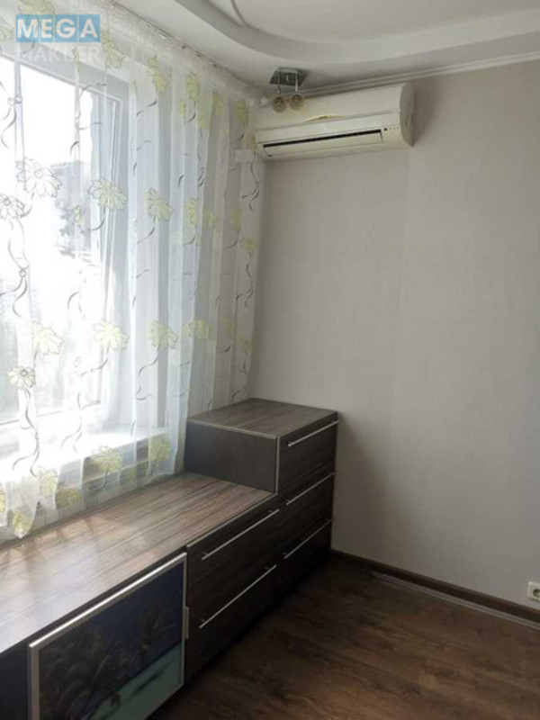 Оренда 2 кімнатної квартири, <a class="location-link" href="/kiev/" title="Недвижимость Київ">Київ</a>, <a class="location-link" href="/kiev/dneprovskij/" title="Недвижимость Дніпровський район">Дніпровський р-н</a>, Генерала Жмаченко ул., 12 (изображение 13)