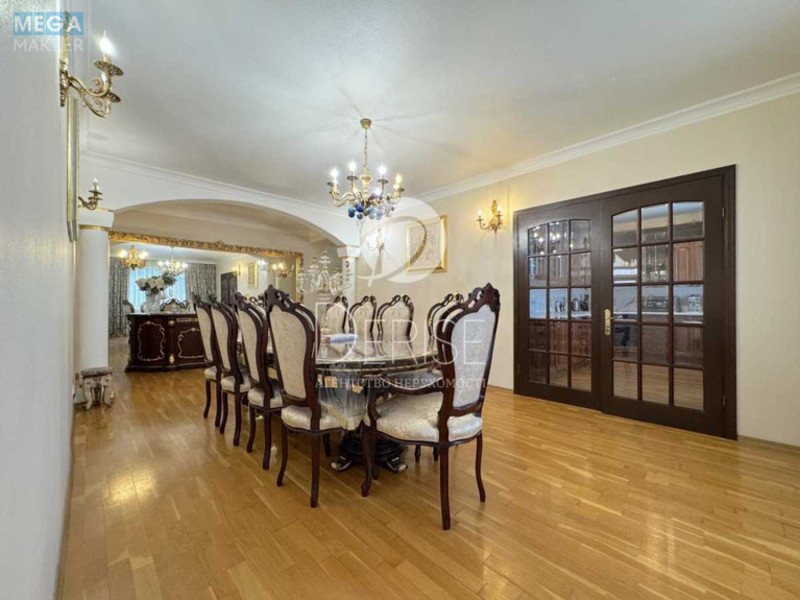 Продаж 4 кімнатної квартири (190/120/50), 7 пов. 8 пов. будинку, <a class="location-link" href="/kiev/" title="Недвижимость Київ">Київ</a>, <a class="location-link" href="/kiev/pecherskij/" title="Недвижимость Печерський район">Печерський р-н</a>, Василия Тютюнника ул., 40 (изображение 6)
