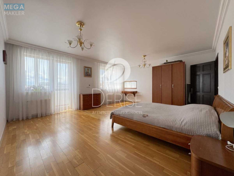 Продаж 4 кімнатної квартири (190/120/50), 7 пов. 8 пов. будинку, <a class="location-link" href="/kiev/" title="Недвижимость Київ">Київ</a>, <a class="location-link" href="/kiev/pecherskij/" title="Недвижимость Печерський район">Печерський р-н</a>, Василия Тютюнника ул., 40 (изображение 17)