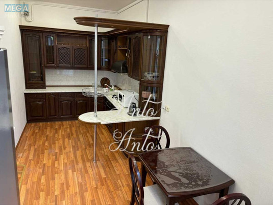 Продаж 2 кімнатної квартири (86/40/15,8), 2 пов. 6 пов. будинку, <a class="location-link" href="/kiev/" title="Недвижимость Київ">Київ</a>, <a class="location-link" href="/kiev/goloseevskij/" title="Недвижимость Голосіївський район">Голосіївський р-н</a>, Велика Васильківська вул., 26 (изображение 7)