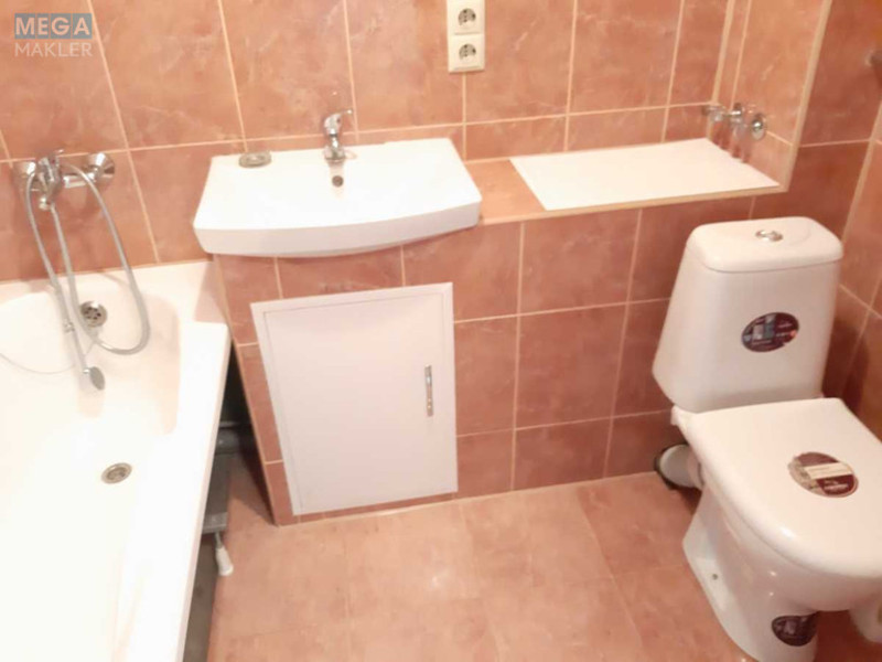 Оренда 1 кімнатної квартири, <a class="location-link" href="/kiev/" title="Недвижимость Київ">Київ</a>, <a class="location-link" href="/kiev/obolonskij/" title="Недвижимость Оболонський район">Оболонський р-н</a>, Богатырская ул., 2 (изображение 20)