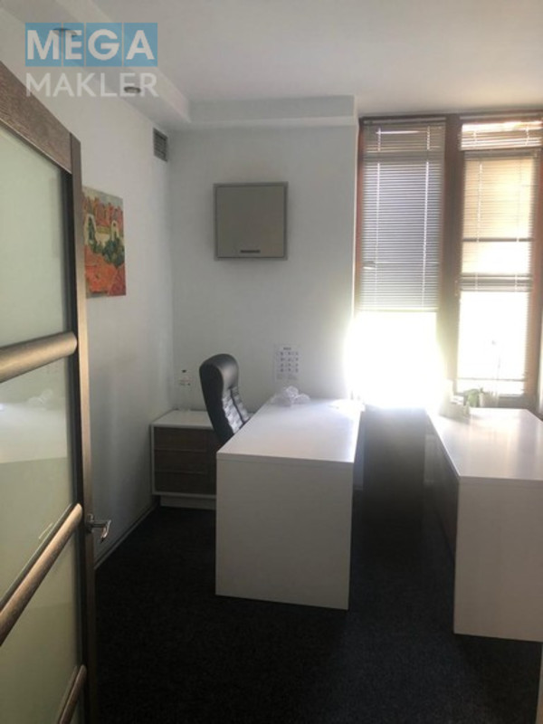 Продаж приміщення у житловому будинку, под офис, нормальне сост., <a class="location-link" href="/kiev/" title="Недвижимость Київ">Київ</a>, <a class="location-link" href="/kiev/shevchenkovskij/" title="Недвижимость Шевченківський район">Шевченківський р-н</a>, Жилянська 59 ( <img src="https://megamakler.com.ua/metro/ff0000.gif" alt="" class="metro" /> м. Вокзальная, 10 хвилин пішки ) (изображение 7)