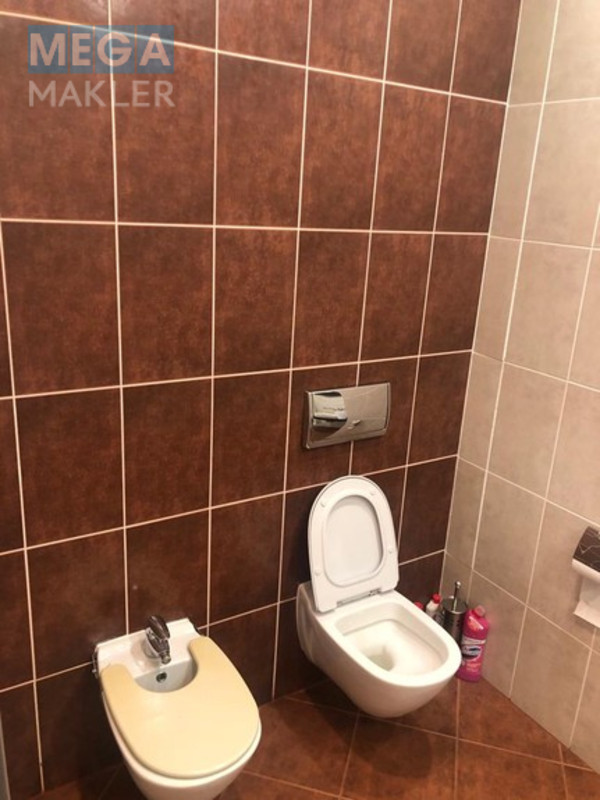 Продаж приміщення у житловому будинку, под офис, нормальне сост., <a class="location-link" href="/kiev/" title="Недвижимость Київ">Київ</a>, <a class="location-link" href="/kiev/shevchenkovskij/" title="Недвижимость Шевченківський район">Шевченківський р-н</a>, Жилянська 59 ( <img src="https://megamakler.com.ua/metro/ff0000.gif" alt="" class="metro" /> м. Вокзальная, 10 хвилин пішки ) (изображение 17)