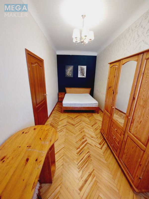 Оренда 2 кімнатної квартири, <a class="location-link" href="/kiev/" title="Недвижимость Київ">Київ</a>, <a class="location-link" href="/kiev/shevchenkovskij/" title="Недвижимость Шевченківський район">Шевченківський р-н</a>, Софиевская ул., 4 (изображение 4)