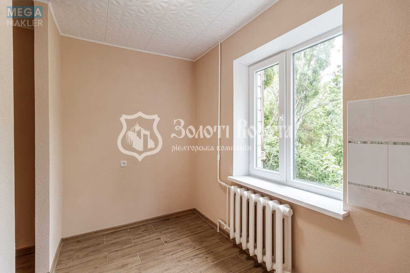 Продаж 1 кімнатної квартири (27/13/6), 4 пов. 9 пов. будинку, <a class="location-link" href="/kiev/" title="Недвижимость Київ">Київ</a>, <a class="location-link" href="/kiev/shevchenkovskij/" title="Недвижимость Шевченківський район">Шевченківський р-н</a>, Новоукраїнська вул., 46 (изображение 9)