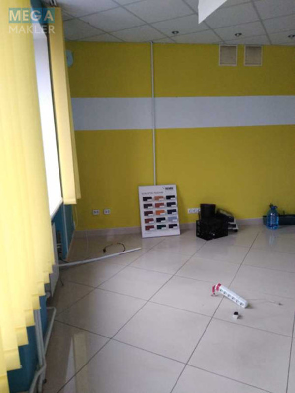 Продаж комерційної нерухомості, 896 кв.м, <a class="location-link" href="/kiev/" title="Недвижимость Київ">Київ</a>, <a class="location-link" href="/kiev/desnyanskij/" title="Недвижимость Деснянський район">Деснянський р-н</a>, Оноре Де Бальзака ул., 333 (изображение 3)