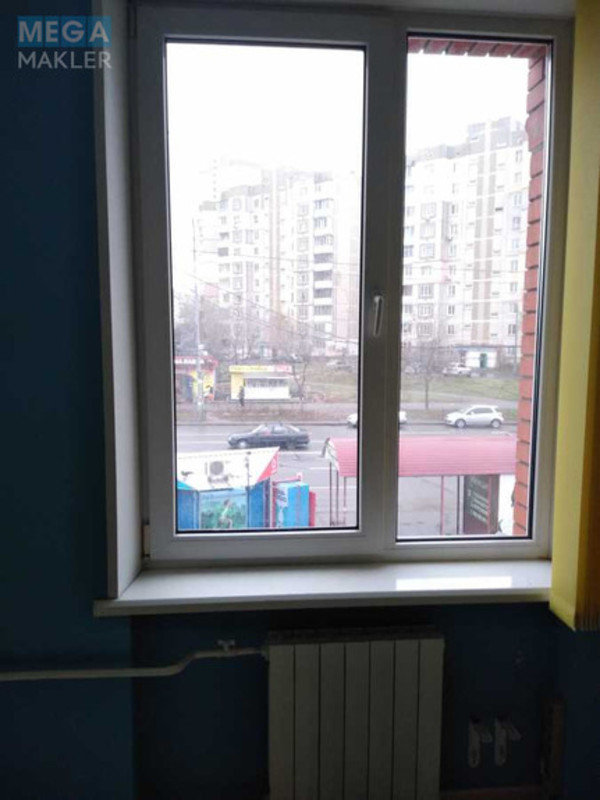 Продаж комерційної нерухомості, 896 кв.м, <a class="location-link" href="/kiev/" title="Недвижимость Київ">Київ</a>, <a class="location-link" href="/kiev/desnyanskij/" title="Недвижимость Деснянський район">Деснянський р-н</a>, Оноре Де Бальзака ул., 333 (изображение 13)