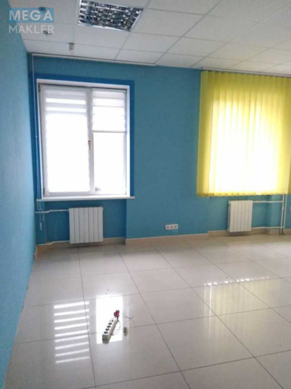 Продаж комерційної нерухомості, 896 кв.м, <a class="location-link" href="/kiev/" title="Недвижимость Київ">Київ</a>, <a class="location-link" href="/kiev/desnyanskij/" title="Недвижимость Деснянський район">Деснянський р-н</a>, Оноре Де Бальзака ул., 333 (изображение 17)