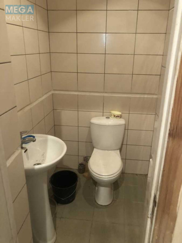 Оренда окремої будівлі/побудови, 300 кв.м, под производство, <a class="location-link" href="/kiev/" title="Недвижимость Київ">Київ</a>, <a class="location-link" href="/kiev/darnickij/" title="Недвижимость Дарницький район">Дарницький р-н</a>, Варвары Маслюченко ул. (изображение 7)