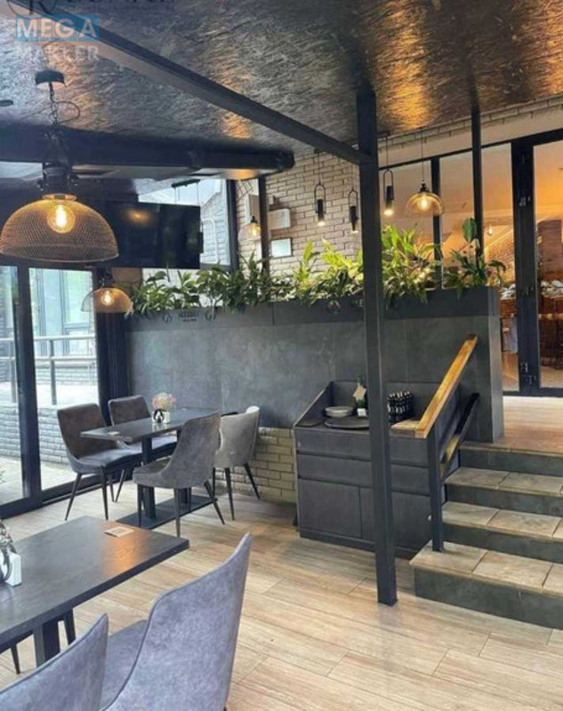 Продаж комерційної нерухомості, 167 кв.м, <a class="location-link" href="/kiev/" title="Недвижимость Київ">Київ</a>, <a class="location-link" href="/kiev/solomenskij/" title="Недвижимость Солом'янський район">Солом'янський р-н</a>, Кудряшова ул., 18а (изображение 3)