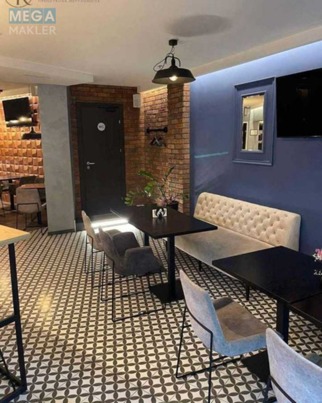 Продаж комерційної нерухомості, 167 кв.м, <a class="location-link" href="/kiev/" title="Недвижимость Київ">Київ</a>, <a class="location-link" href="/kiev/solomenskij/" title="Недвижимость Солом'янський район">Солом'янський р-н</a>, Кудряшова ул., 18а (изображение 4)