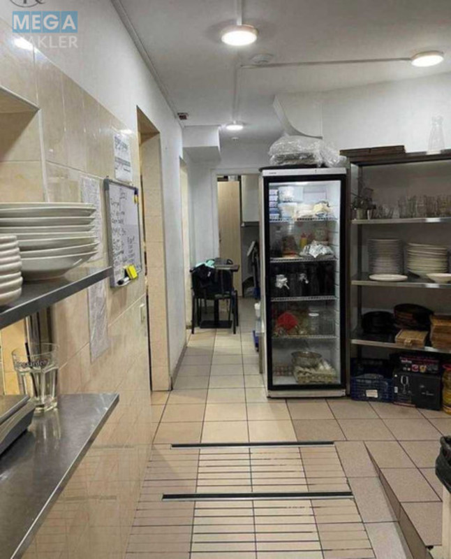 Продаж комерційної нерухомості, 167 кв.м, <a class="location-link" href="/kiev/" title="Недвижимость Київ">Київ</a>, <a class="location-link" href="/kiev/solomenskij/" title="Недвижимость Солом'янський район">Солом'янський р-н</a>, Кудряшова ул., 18а (изображение 6)