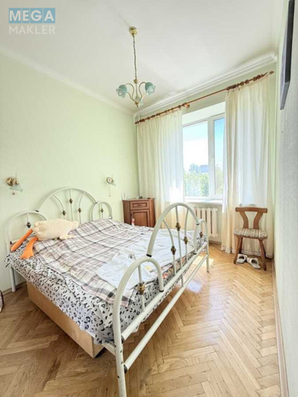 Продаж 3 кімнатної квартири (65/43/7,5), 3 пов. 5 пов. будинку, <a class="location-link" href="/kiev/" title="Недвижимость Київ">Київ</a>, <a class="location-link" href="/kiev/dneprovskij/" title="Недвижимость Дніпровський район">Дніпровський р-н</a>, Бажова вул., 11/8 (изображение 8)