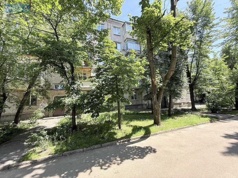 Продаж 3 кімнатної квартири (65/43/7,5), 3 пов. 5 пов. будинку, <a class="location-link" href="/kiev/" title="Недвижимость Київ">Київ</a>, <a class="location-link" href="/kiev/dneprovskij/" title="Недвижимость Дніпровський район">Дніпровський р-н</a>, Бажова вул., 11/8 (изображение 19)