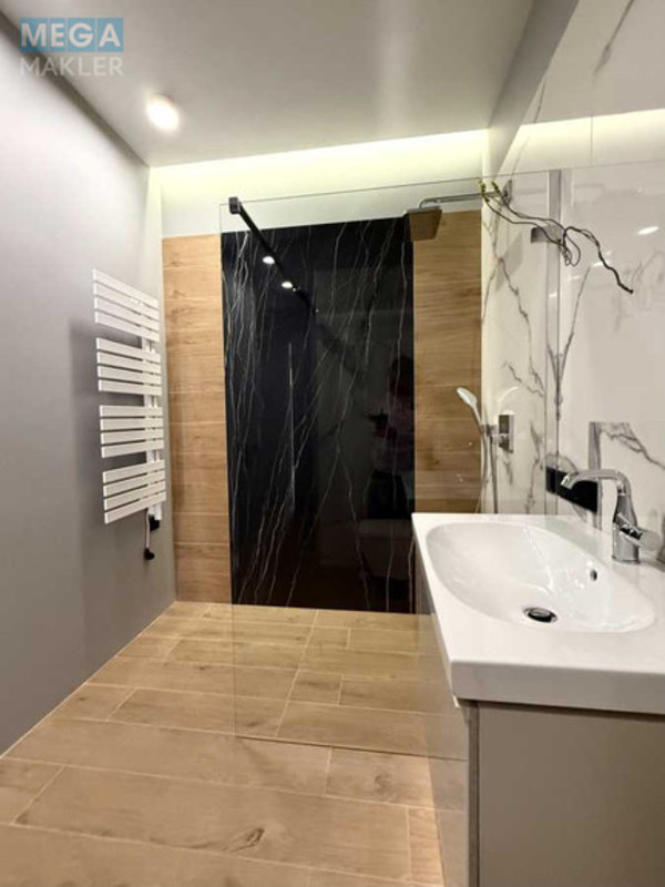 Продаж 3 кімнатної квартири (124/56/23), 14 пов. 23 пов. будинку, <a class="location-link" href="/kiev/" title="Недвижимость Київ">Київ</a>, <a class="location-link" href="/kiev/pecherskij/" title="Недвижимость Печерський район">Печерський р-н</a>, Василя Тютюнника вул., 28а (изображение 11)