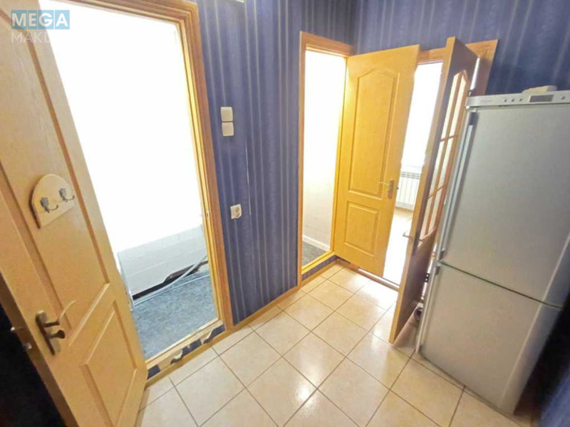 Продаж 3 кімнатної квартири (73/41/8), 1 пов. 9 пов. будинку, <a class="location-link" href="/brovary/" title="Недвижимость Бровари">Бровари</a>, Грушевського Михайла, 17Б (изображение 22)