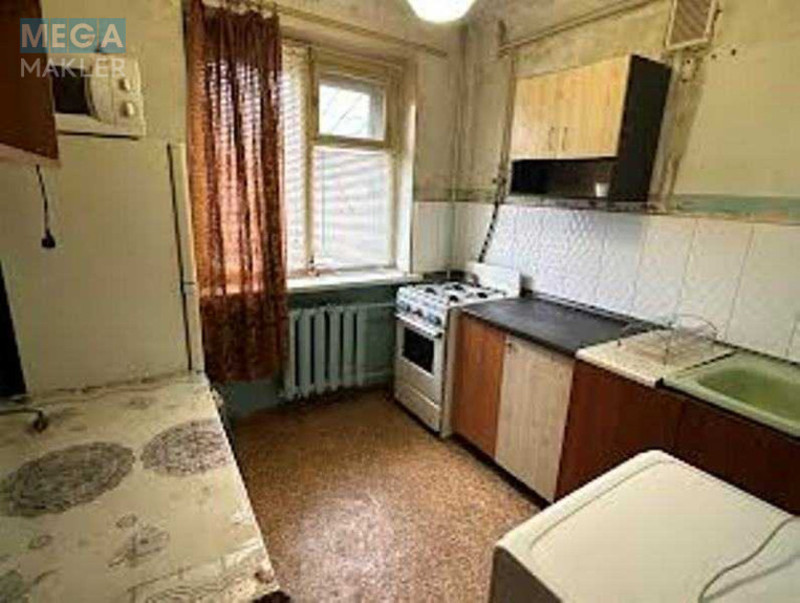 Продаж 1 кімнатної квартири (37/17/6), 1 пов. 5 пов. будинку, <a class="location-link" href="/kiev/" title="Недвижимость Київ">Київ</a>, <a class="location-link" href="/kiev/darnickij/" title="Недвижимость Дарницький район">Дарницький р-н</a>, Сімферопольська вул., 11 (изображение 2)