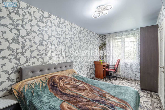 Продаж 2 кімнатної квартири (45/28/7), 3 пов. 5 пов. будинку, <a class="location-link" href="/kiev/" title="Недвижимость Київ">Київ</a>, <a class="location-link" href="/kiev/svyatoshinskij/" title="Недвижимость Святошинський район">Святошинський р-н</a>, Академіка Туполєва вул., 11б (изображение 5)