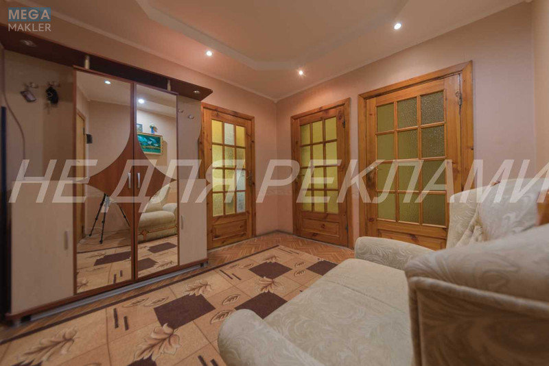 Продаж 3 кімнатної квартири (72/42/8,3), 10 пов. 16 пов. будинку, <a class="location-link" href="/kiev/" title="Недвижимость Київ">Київ</a>, <a class="location-link" href="/kiev/podolskij/" title="Недвижимость Подільський район">Подільський р-н</a>, Наталії Ужвій вул., 4 (изображение 16)