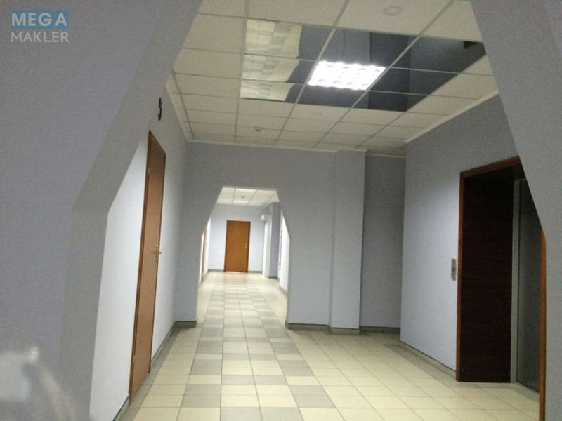 Оренда комерційної нерухомості, 45 кв.м, под офис, <a class="location-link" href="/kiev/" title="Недвижимость Київ">Київ</a>, <a class="location-link" href="/kiev/obolonskij/" title="Недвижимость Оболонський район">Оболонський р-н</a>, Викентия Хвойки ул., 21 (изображение 3)
