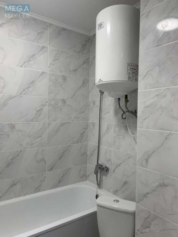 Оренда 3 кімнатної квартири, <a class="location-link" href="/kiev/" title="Недвижимость Київ">Київ</a>, <a class="location-link" href="/kiev/shevchenkovskij/" title="Недвижимость Шевченківський район">Шевченківський р-н</a>, Салютна вул., 2 (изображение 16)