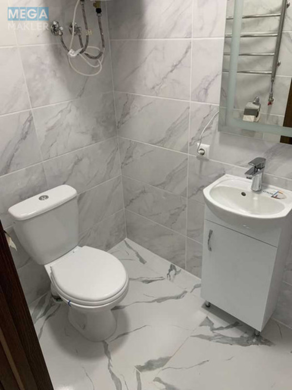 Оренда 3 кімнатної квартири, <a class="location-link" href="/kiev/" title="Недвижимость Київ">Київ</a>, <a class="location-link" href="/kiev/shevchenkovskij/" title="Недвижимость Шевченківський район">Шевченківський р-н</a>, Салютна вул., 2 (изображение 18)