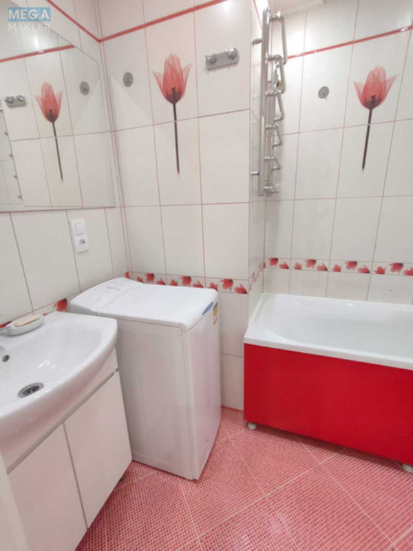 Продаж 2 кімнатної квартири (45/32/7), 4 пов. 6 пов. будинку, <a class="location-link" href="/kiev/" title="Недвижимость Київ">Київ</a>, <a class="location-link" href="/kiev/pecherskij/" title="Недвижимость Печерський район">Печерський р-н</a>, Джона Маккейна вул., 9 (изображение 22)