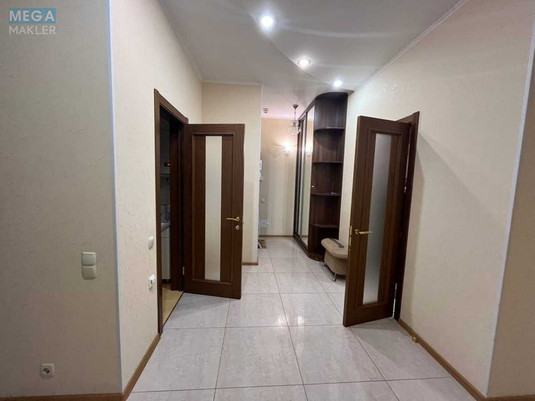 Продаж 3 кімнатної квартири (103,5/62/13,3), 9 пов. 20 пов. будинку, <a class="location-link" href="/kiev/" title="Недвижимость Київ">Київ</a>, <a class="location-link" href="/kiev/shevchenkovskij/" title="Недвижимость Шевченківський район">Шевченківський р-н</a>, Дмитрівська вул., 82 (изображение 4)