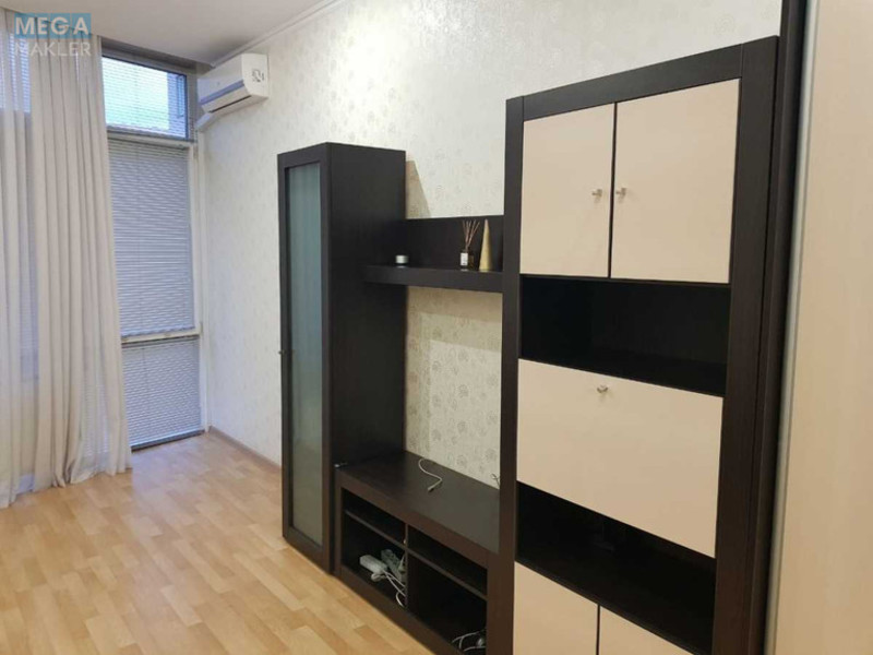 Продаж 3 кімнатної квартири (103,5/62/13,3), 9 пов. 20 пов. будинку, <a class="location-link" href="/kiev/" title="Недвижимость Київ">Київ</a>, <a class="location-link" href="/kiev/shevchenkovskij/" title="Недвижимость Шевченківський район">Шевченківський р-н</a>, Дмитрівська вул., 82 (изображение 11)