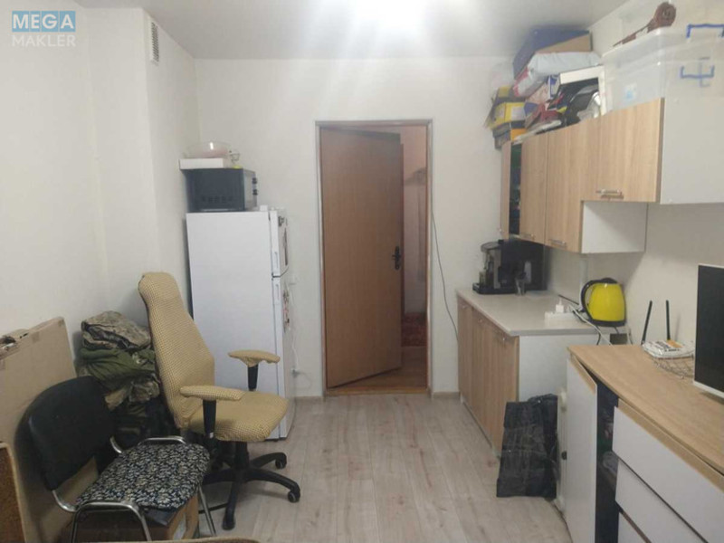 Продаж 8 кімнатної квартири (54/?/?), 1 пов. 5 пов. будинку, <a class="location-link" href="/kiev/" title="Недвижимость Київ">Київ</a>, <a class="location-link" href="/kiev/desnyanskij/" title="Недвижимость Деснянський район">Деснянський р-н</a>, Лесной просп. (изображение 10)