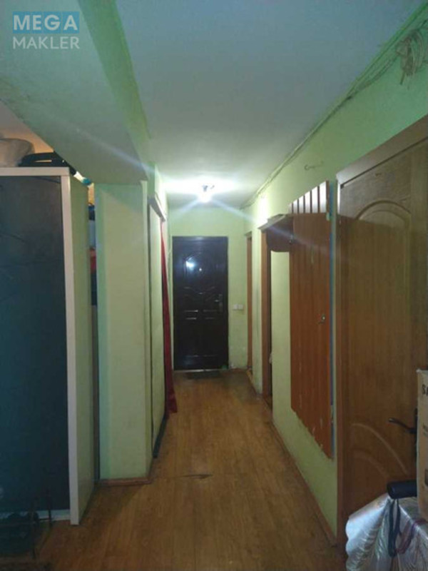 Продаж 8 кімнатної квартири (54/?/?), 1 пов. 5 пов. будинку, <a class="location-link" href="/kiev/" title="Недвижимость Київ">Київ</a>, <a class="location-link" href="/kiev/desnyanskij/" title="Недвижимость Деснянський район">Деснянський р-н</a>, Лесной просп. (изображение 15)
