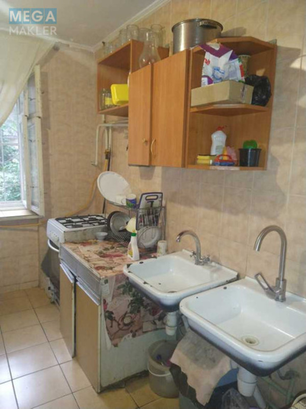Продаж 8 кімнатної квартири (54/?/?), 1 пов. 5 пов. будинку, <a class="location-link" href="/kiev/" title="Недвижимость Київ">Київ</a>, <a class="location-link" href="/kiev/desnyanskij/" title="Недвижимость Деснянський район">Деснянський р-н</a>, Лесной просп. (изображение 21)