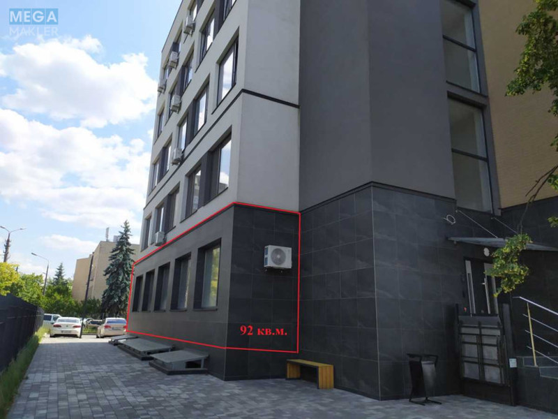Оренда комерційної нерухомості, 92&nbsp;кв.м, под офис, <a class="location-link" href="/kiev/" title="Недвижимость Київ">Київ</a>, <a class="location-link" href="/kiev/dneprovskij/" title="Недвижимость Дніпровський район">Дніпровський р-н</a>, Уинстона Черчилля ул., 1 (изображение 2)