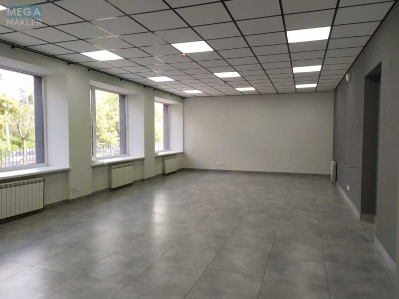 Оренда комерційної нерухомості, 92&nbsp;кв.м, под офис, <a class="location-link" href="/kiev/" title="Недвижимость Київ">Київ</a>, <a class="location-link" href="/kiev/dneprovskij/" title="Недвижимость Дніпровський район">Дніпровський р-н</a>, Уинстона Черчилля ул., 1 (изображение 4)