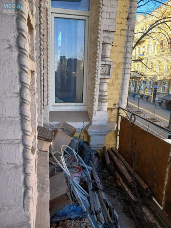 Продаж 3 кімнатної квартири (88/?/13,6), 2 пов. 4 пов. будинку, <a class="location-link" href="/kiev/" title="Недвижимость Київ">Київ</a>, <a class="location-link" href="/kiev/shevchenkovskij/" title="Недвижимость Шевченківський район">Шевченківський р-н</a>, Пушкінська вул., 12а (изображение 12)