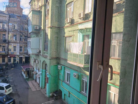 Продаж 3 кімнатної квартири (88/?/13,6), 2 пов. 4 пов. будинку, <a class="location-link" href="/kiev/" title="Недвижимость Київ">Київ</a>, <a class="location-link" href="/kiev/shevchenkovskij/" title="Недвижимость Шевченківський район">Шевченківський р-н</a>, Пушкінська вул., 12а (изображение 14)