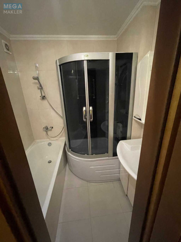 Продаж 3 кімнатної квартири (98/?/11,5), 6 пов. 20 пов. будинку, <a class="location-link" href="/kiev/" title="Недвижимость Київ">Київ</a>, <a class="location-link" href="/kiev/desnyanskij/" title="Недвижимость Деснянський район">Деснянський р-н</a>, Миколи Закревського вул. (изображение 14)