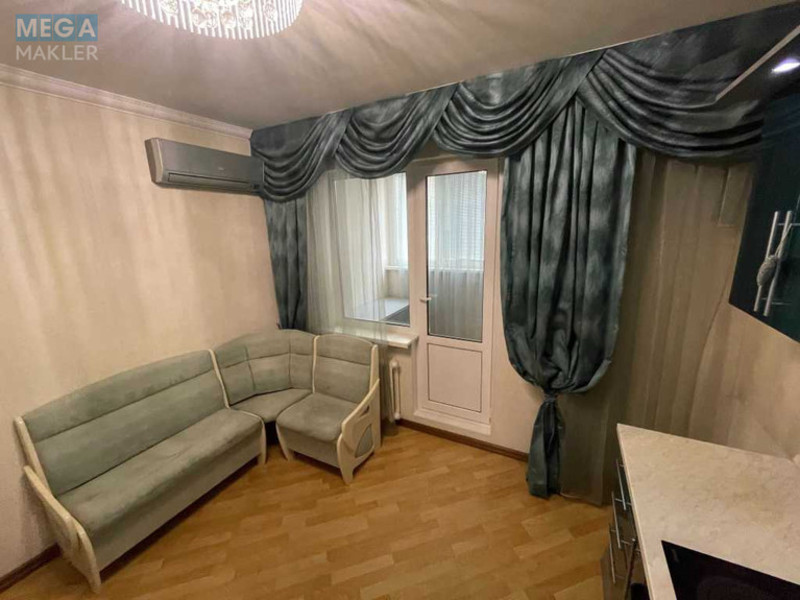 Продаж 3 кімнатної квартири (98/?/11,5), 6 пов. 20 пов. будинку, <a class="location-link" href="/kiev/" title="Недвижимость Київ">Київ</a>, <a class="location-link" href="/kiev/desnyanskij/" title="Недвижимость Деснянський район">Деснянський р-н</a>, Миколи Закревського вул. (изображение 21)
