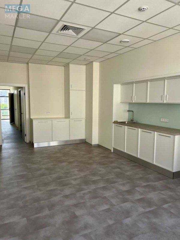 Оренда комерційної нерухомості, 400 кв.м, под офис, <a class="location-link" href="/kiev/" title="Недвижимость Київ">Київ</a>, <a class="location-link" href="/kiev/shevchenkovskij/" title="Недвижимость Шевченківський район">Шевченківський р-н</a>, Олеся Гончара ул., 41 (изображение 14)